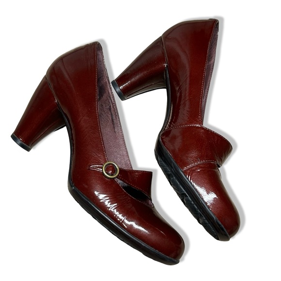 Indigo by Clarks Burgandy Leather Pumps Size 9M - Picture 2 of 10